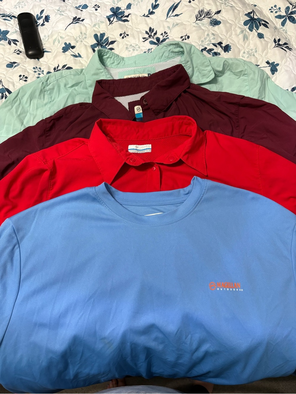Magellan and Colombia Outdoors women’s Blue, Red, Burgundy, Mint Polo Lot